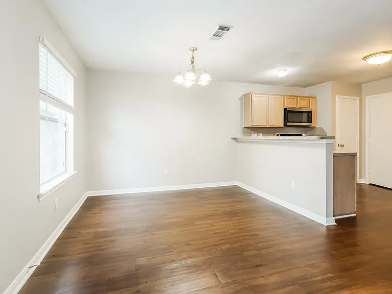 8002 Scarlet Tanager Dr — Photo 7