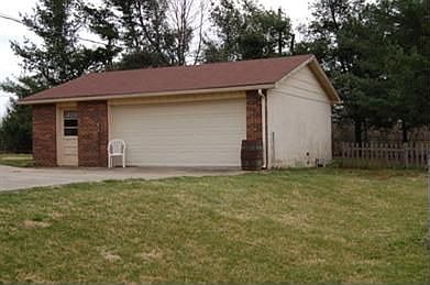 2nd image of 505 Martin Dr