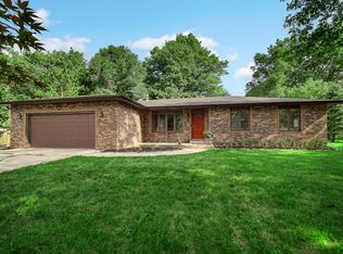 280 McKinley Ave, New Chicago, IN 46342