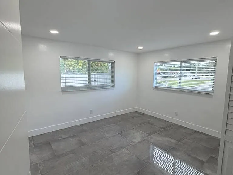 3990 SW 51st St #1-3 — Photo 12