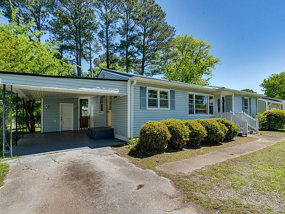 2nd image of 4607 Woodmore View Cir