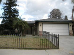 5700 Lisa Ct, Bakersfield, CA 93304