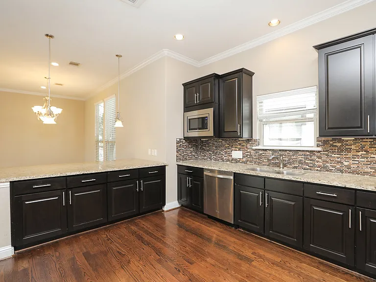 1610 Knox St #B — Photo 21