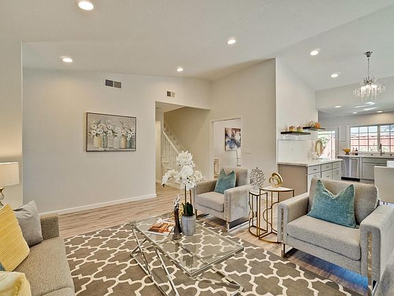 4th image of 5828 Cadiz Dr