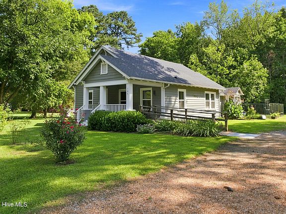 2nd image of 107 Ray Farmer Road