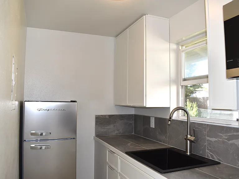 4837 S Holden St #5 — Photo 7