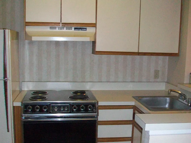 1600 Park Cir #416 — Photo 18
