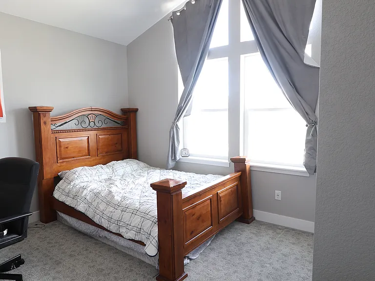 1512 Stablecross Dr — Photo 40