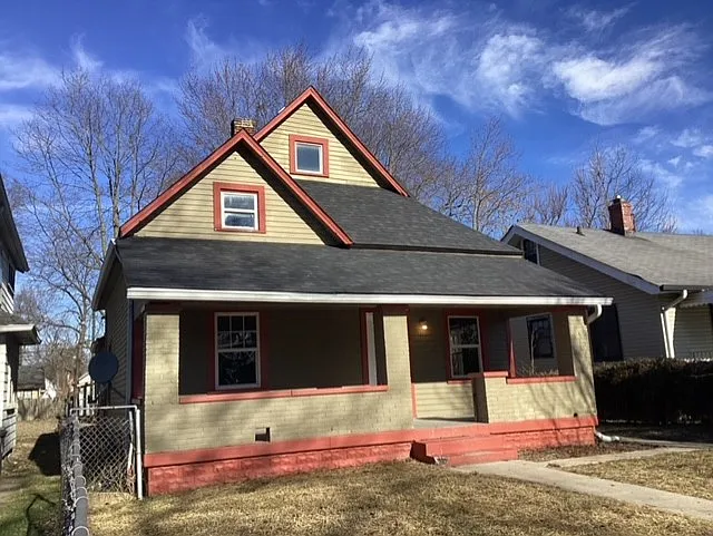 1310 Congress Ave photo 1