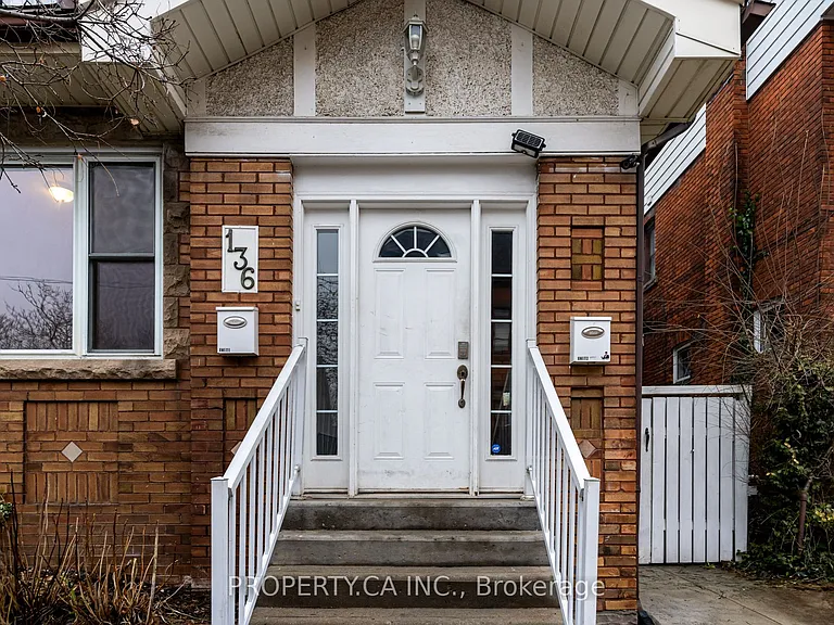136 Ontario Ave #1 — Photo 5