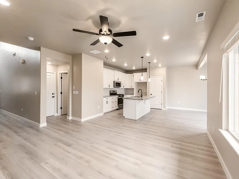12907 W Parade Trail Ct — Photo 5