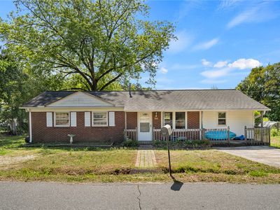 308 Clayton St, Central, SC, 29630