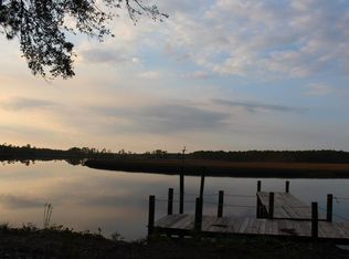 495 Mill Rd, Carrabelle, FL 32322