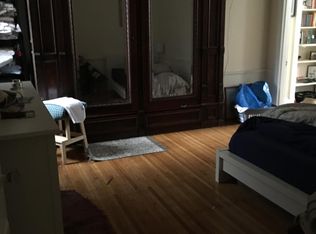 2041 Spruce St APT 2F, Philadelphia, PA 19103