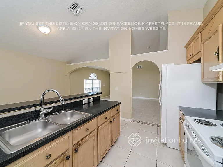 2419 Parsons Pond Cir — Photo 8