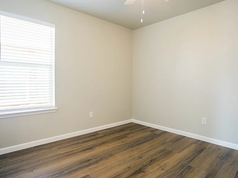 10500 Aransas Dr — Photo 24