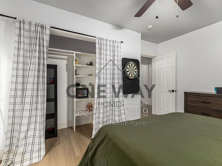 107 S Catalina St — Photo 33