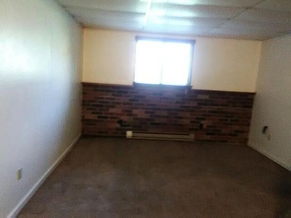 2nd image of 6 Village Dr APT 6