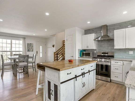 4th image of 9953 travis Street