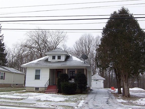 2nd image of 313 E Hamilton Ave