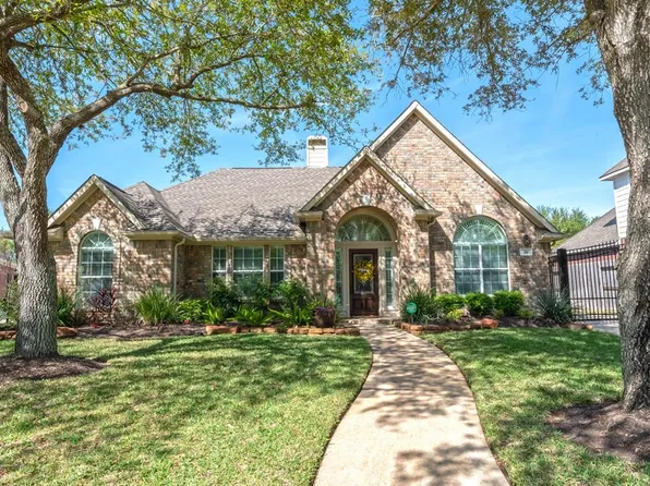 318 Jewel Park Ln, Houston, TX 77094