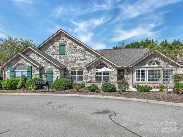 38 Mountain Meadow Cir, Weaverville, NC 28787