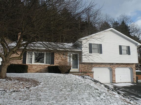 2nd image of 14 Arbutus Ln