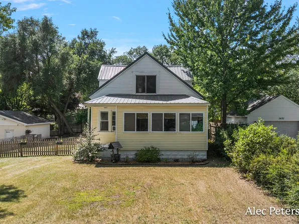 1473 Center St, Muskegon, MI 49442