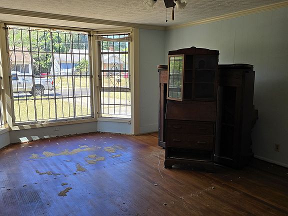 4th image of 4362 Mikado Ave