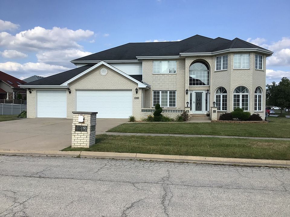 1st image of 22997 Farm Trace Dr