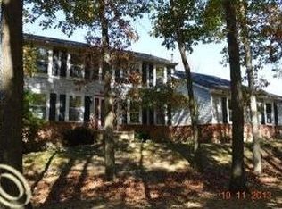 5028 Bennington Ct, Brighton, MI 48114