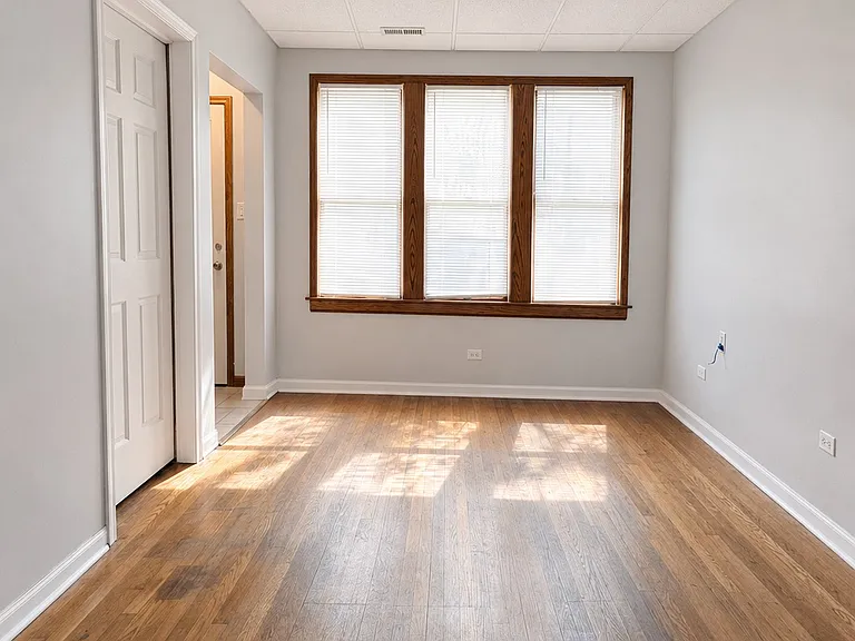 3108 N Saint Louis Ave #2 — Photo 2
