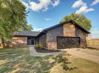 2357 W Swallow St, Springfield, MO 65810