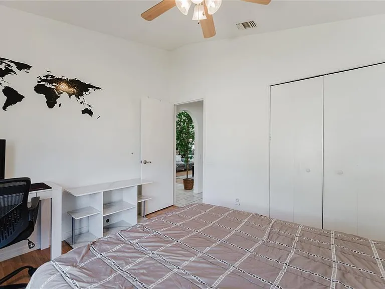 8859 Fort Jefferson Blvd — Photo 34