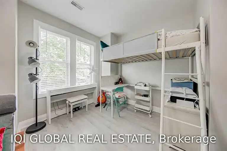 142 Grace St #2 — Photo 3