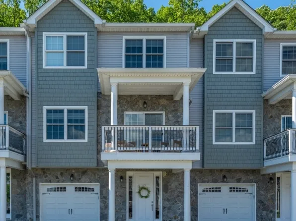 67 Halina Ln, Butler Boro, NJ 07405
