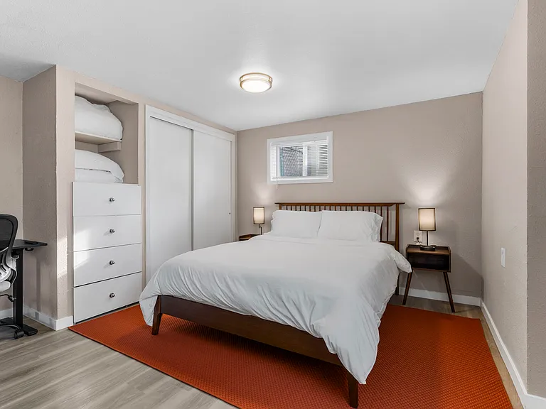 5727 N Sutherlin St #B — Photo 25
