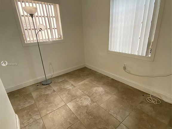 3rd image of 1197 Marseille Dr APT 11