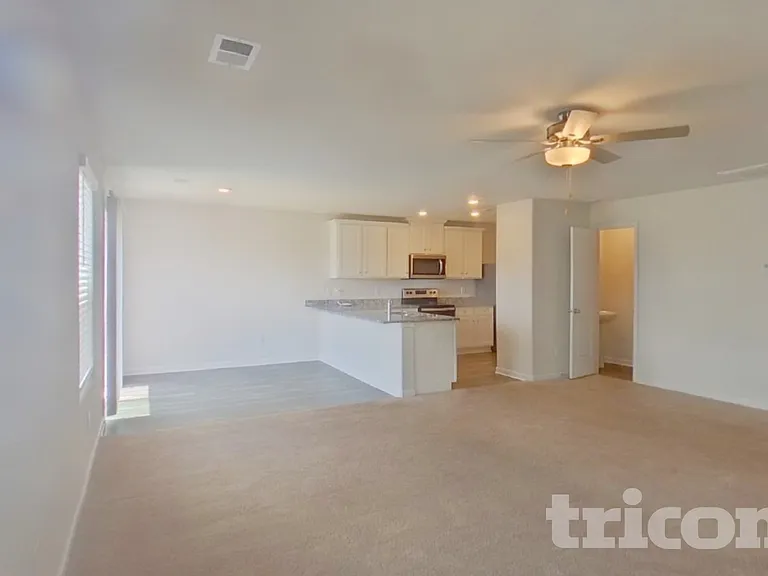 4012 Reinfield Dr — Photo 4