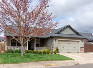 4156 Stellar Way, Springfield, OR 97478