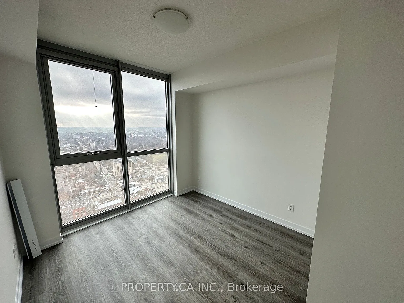 DTK Condos — Photo 4