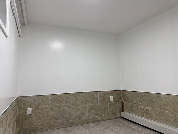 4th image of 1261 Fteley Ave #B