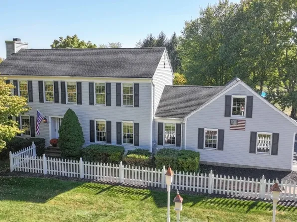 21 Church Rd, Holland Twp., NJ 08848