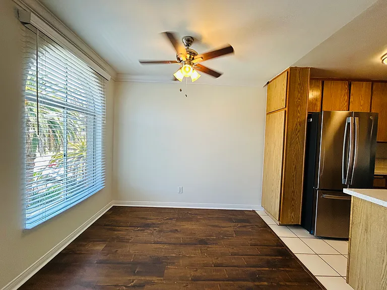 10520 National Blvd — Photo 8