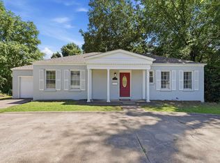 6109 Cantrell Rd, Little Rock, AR 72207