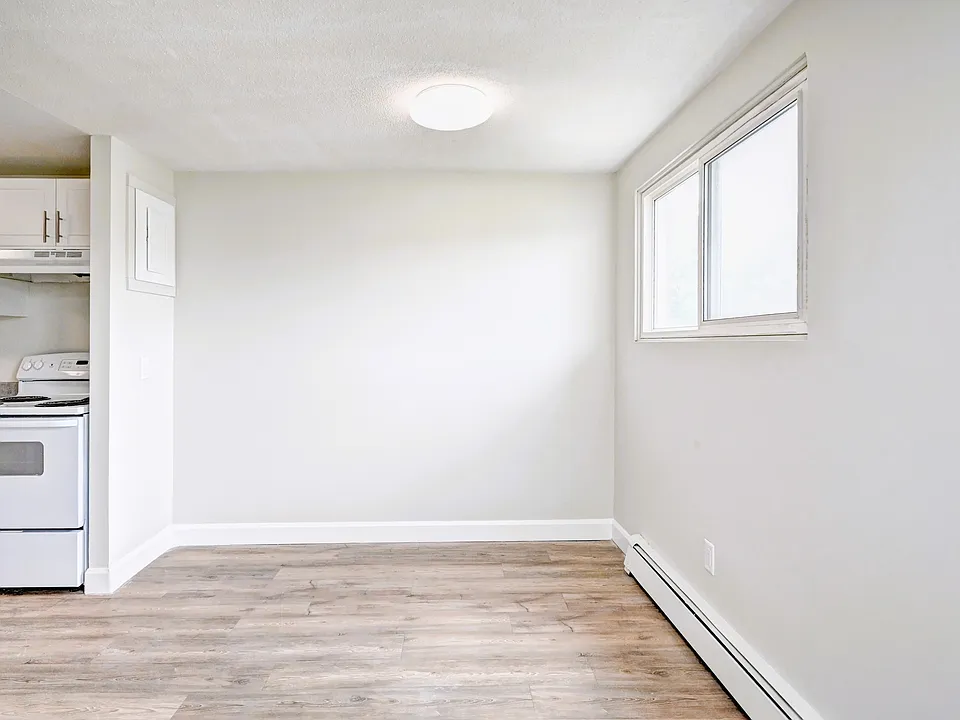 31 Flamingo Dr