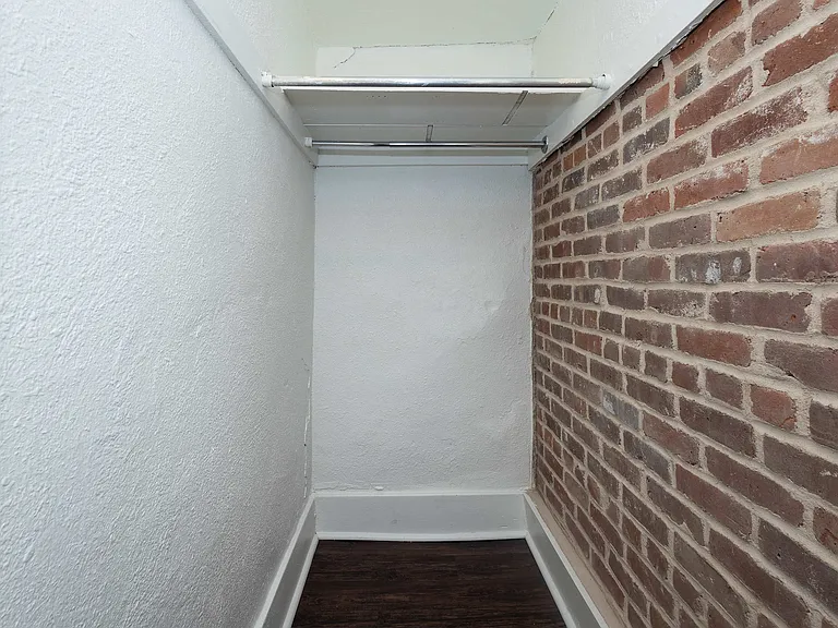 1027 Washington Street — Photo 17