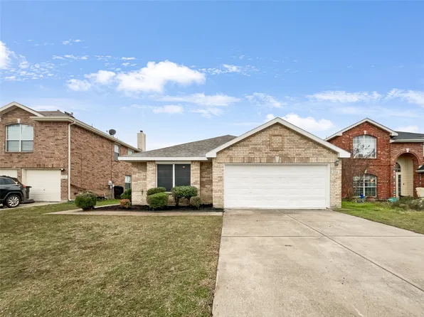 309 Windy Hill Ln, Fort Worth, TX 76108