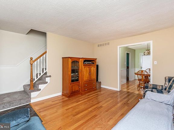 3rd image of 8504 Ramort Dr #33C