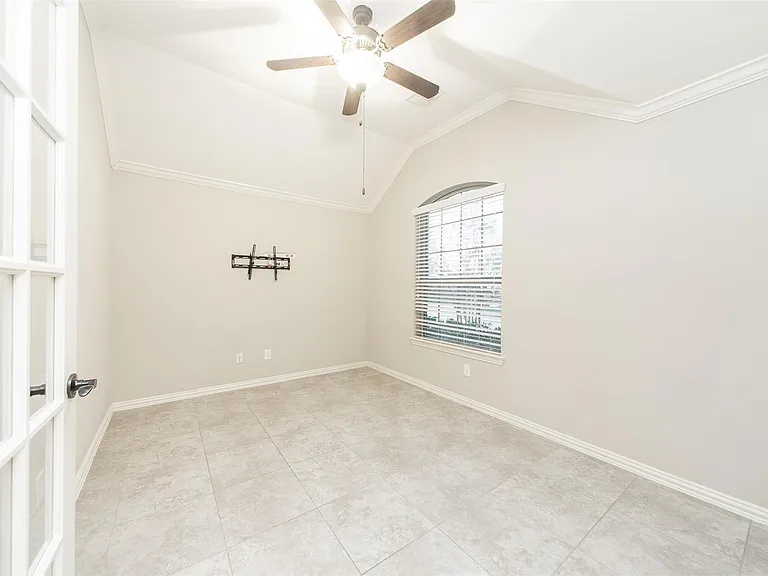 17919 Banbury Green Ln — Photo 6